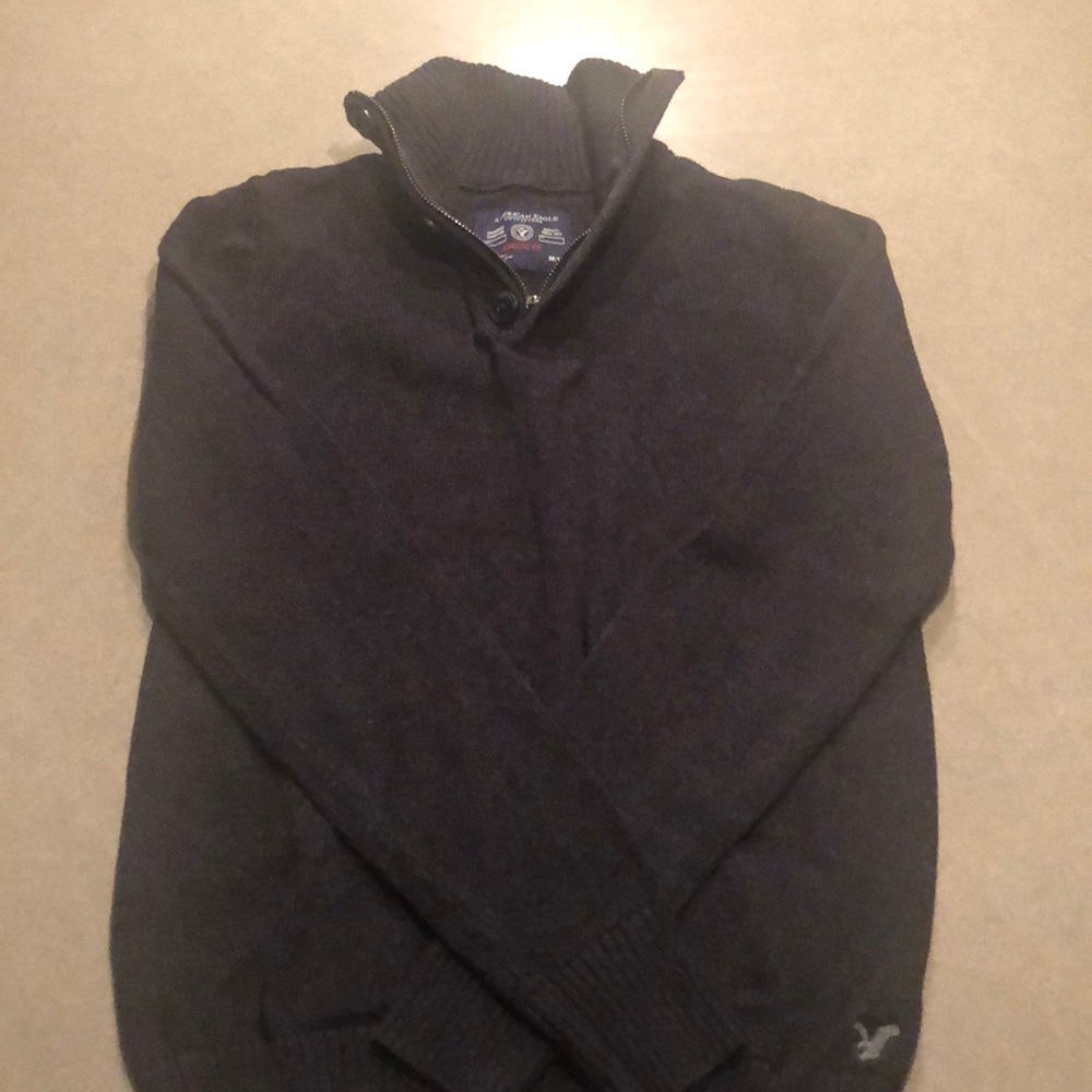 American Eagle sweater